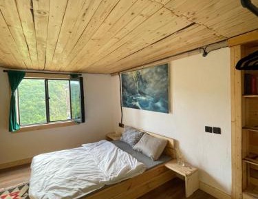 Double Room with Mountain View