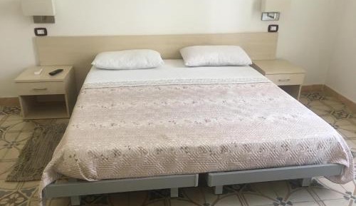 Double or Twin Room with Private Bathroom