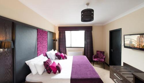 King Superior Guest Room