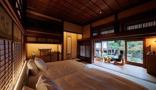 Suite with Garden View - Main Building - 105