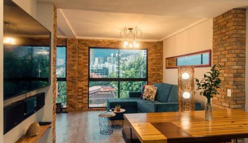 Apartment with City View