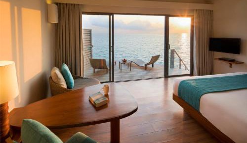 Sunset Overwater Villa King | 10% discount on F&B | Valid for stays until 20 December 2025