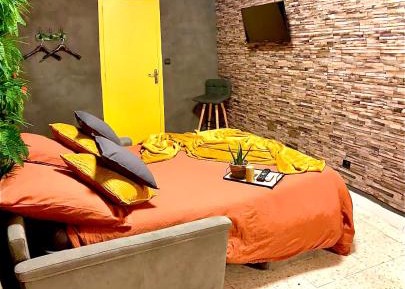 Large Double Room