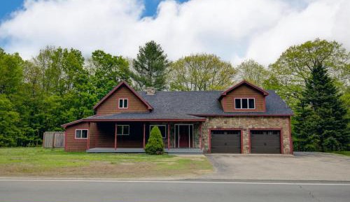 Three Bedroom holiday home 