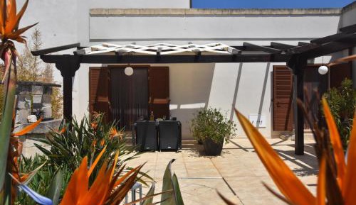 Apartment with Garden View