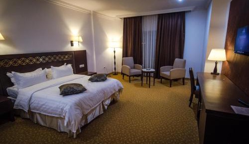 Large Single Room