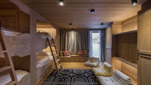 Maisonette