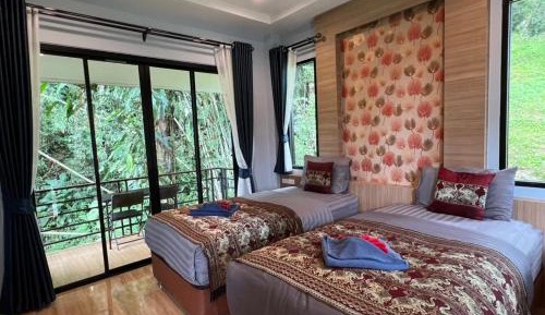 Superior Double or Twin Room with Mountain View