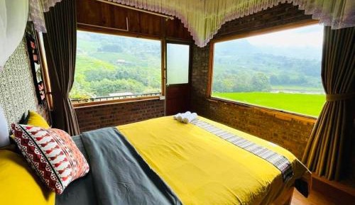 Double Room with Mountain View