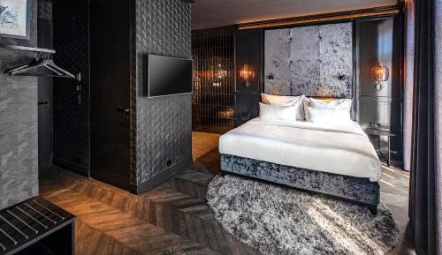 Superior Double/Queen Room