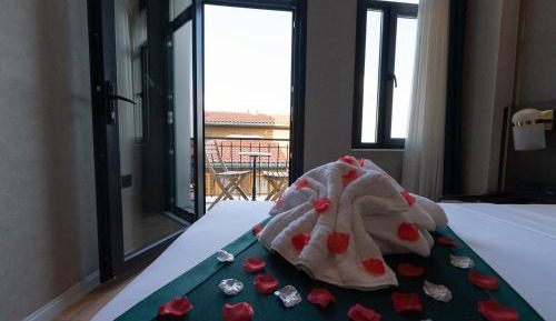 Deluxe Double Room with Balcony