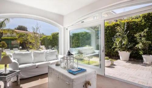 Villa with Garden View