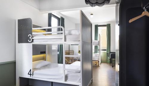 Bed in 6-Bed Mixed Dormitory Room