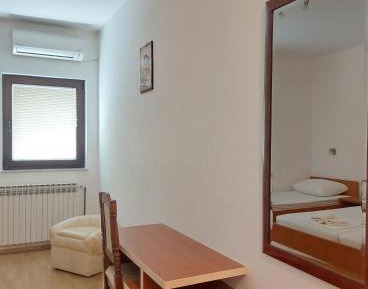 Basic Triple Room