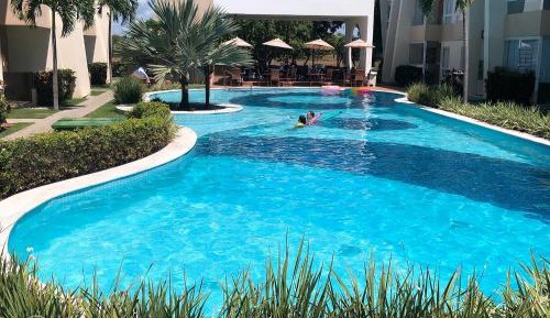 Apartment with Pool View 