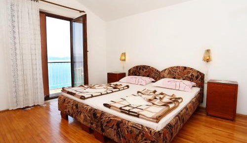 Triple Room with Balcony and Sea View