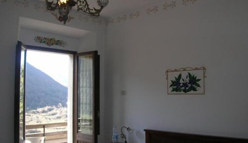 King Room with Mountain View