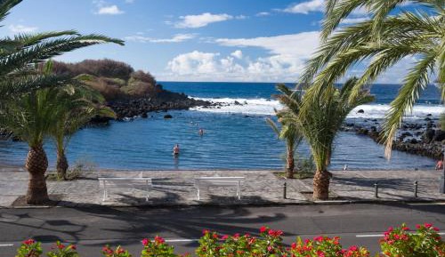 Studio Apartment with Sea View
