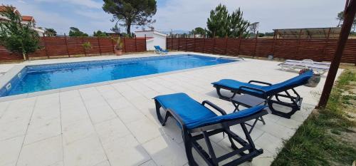 Double Room with Private External Bathroom