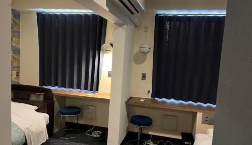 Twin Room with Shower