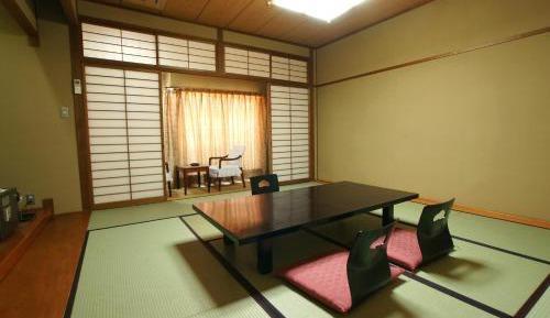 Japanese-Style Room