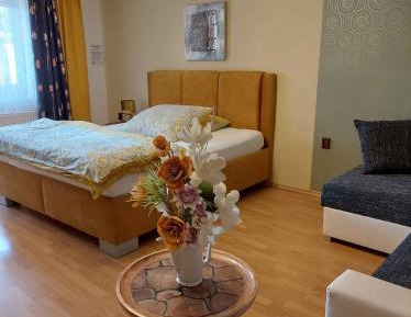 Deluxe Double Room with Bath