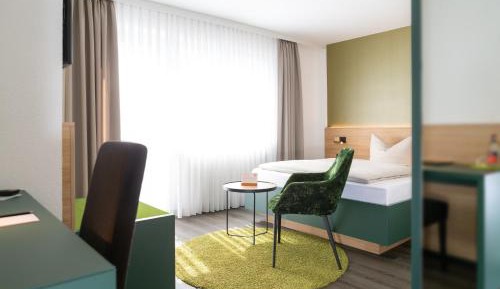 Large Single Room
