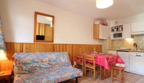 Apartment (4 Adults)