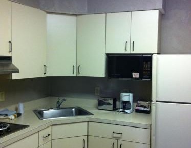 Deluxe Queen Suite