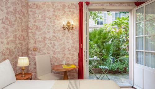 Superior Double Room with Garden View