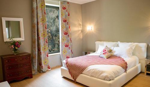 Suite with Garden View