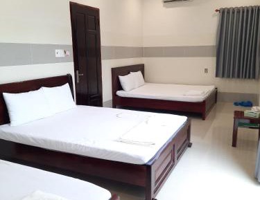 6-Bed Mixed Dormitory Room