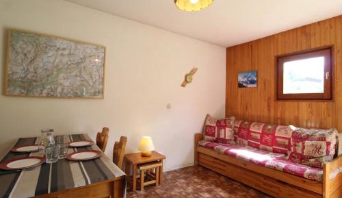 Apartment (4 Adults)
