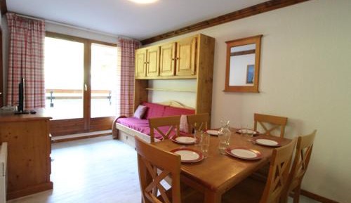 Apartment (6 Adults)