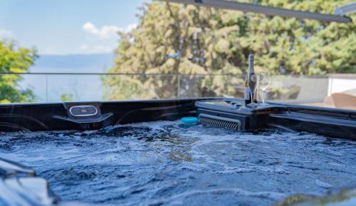 King Suite with Spa Bath