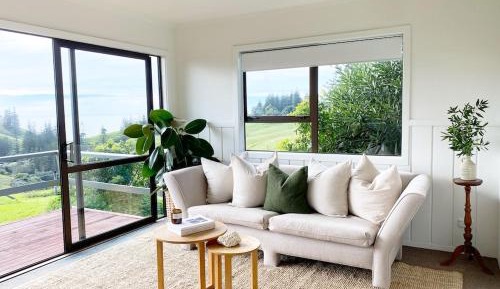 One-Bedroom Cottage with Ocean View