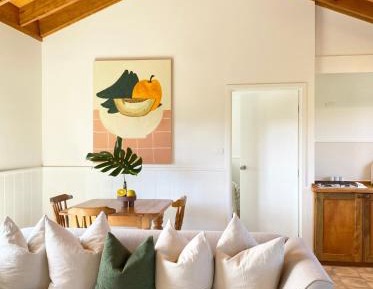 Two-Bedroom Cottage with Ocean View