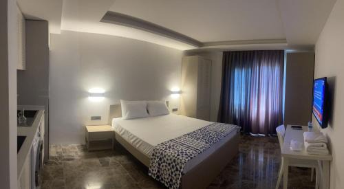 Deluxe Double Studio