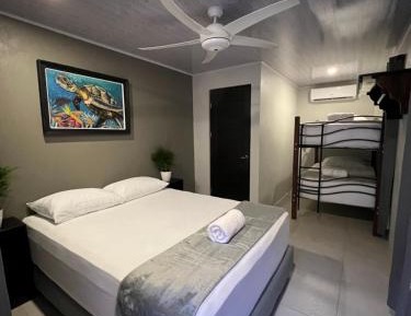 Deluxe Family Room