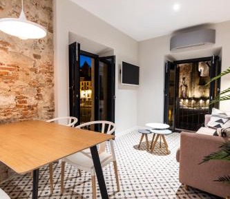 Apartment with Balcony