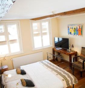 Deluxe Double Room with Shower