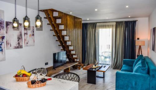 Apartment - Split Level