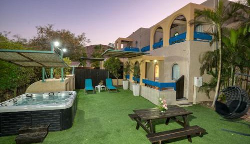 Two-Bedroom Villa with Balcony
