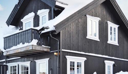 Three-Bedroom Holiday Home 