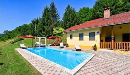 Four-Bedroom Holiday Home