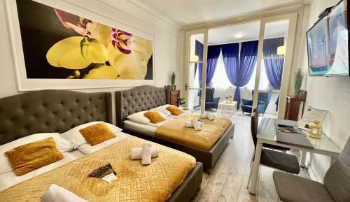 Standard Family Room