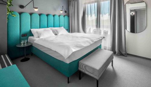 Deluxe Queen Room