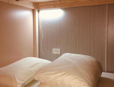 Bunk Bed in Mixed Dormitory Room