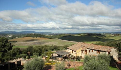 One-Bedroom Apartment (2 Adults)