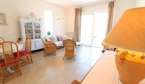 Three-Bedroom Superior Apartment